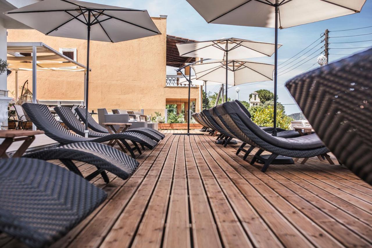 San Georgio Boutique Hotel (Adults Only) Agios Georgios Pagon Buitenkant foto